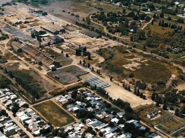 El Senado de Santa Fe exige controles sobre desechos tóxicos industriales en la barranca del Paraná