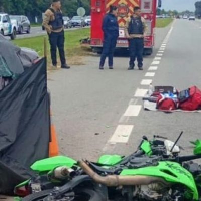 Trágico choque entre un auto y una moto en la Ruta Provincial 2 deja dos muertos