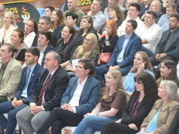Santa Fe recibe a más de dos mil estudiantes de la UTN de todo el país para los Juegos Deportivos Nacionales