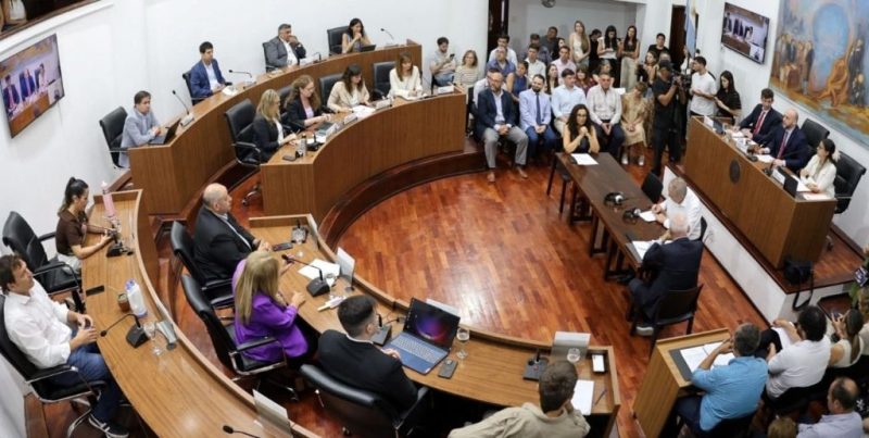 Concejo Municipal de Santa Fe: impulsan una comisión investigadora por el control de geriátricos