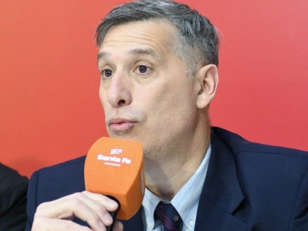 Delegan en Olivares la firma de un crédito externo para la defensa este de San Javier