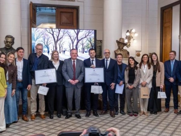 La Legislatura premió proyectos para remodelar la Plaza Italia en la ciudad de Santa Fe