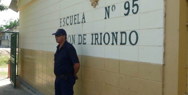 Un alumno de 9 años llegó con lesiones a la escuela y su madre terminó detenida