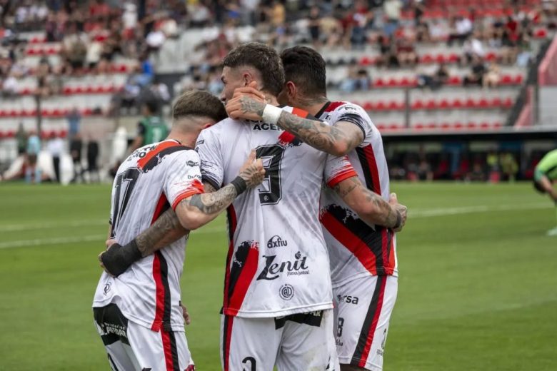 Frente a Chacarita, Patronato juga más que un partido de seis puntos