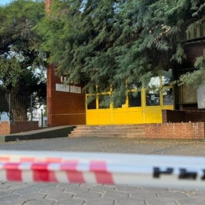 San Cristóbal: sobreseyeron al adolescente investigado por el ataque armado en la escuela