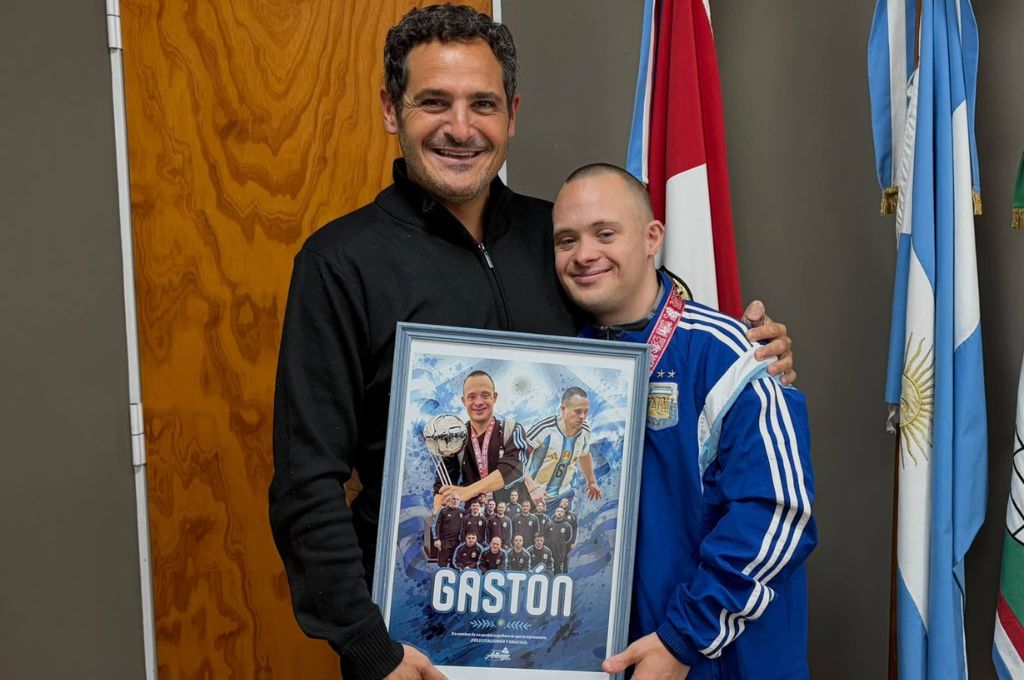 Un arteaguense fue reconocido por ser parte del seleccionado de futsal para personas con síndrome de Down