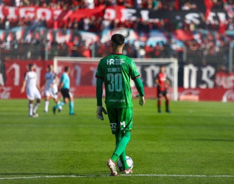 Newell’s suma, no pierde y construye fortaleza de a poco