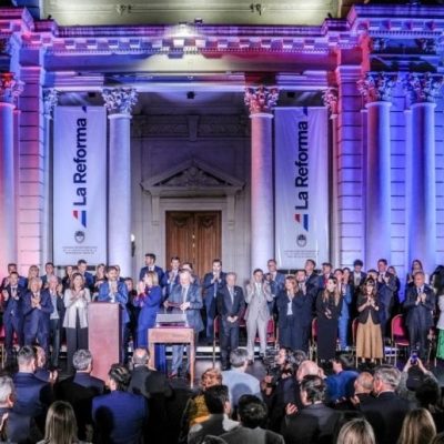 La Legislatura de Santa Fe inaugura una muestra fotográfica sobre la Reforma Constitucional del 25