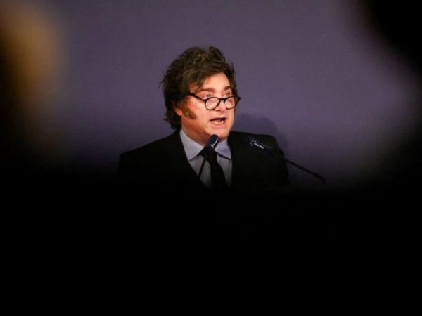 Javier Milei regresará a Madrid en noviembre tras un nuevo cruce con Pedro Sánchez