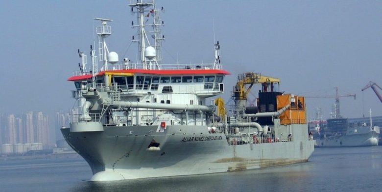 Refuerzan el dragado en la hidrovía Santa Fe para garantizar la salida de exportaciones ante el impacto de El Niño