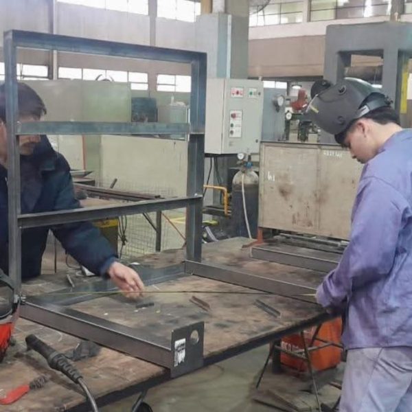 Estudiantes de la Escuela Técnica de Colón construyeron una rampa accesible para el Centro Ecuestre