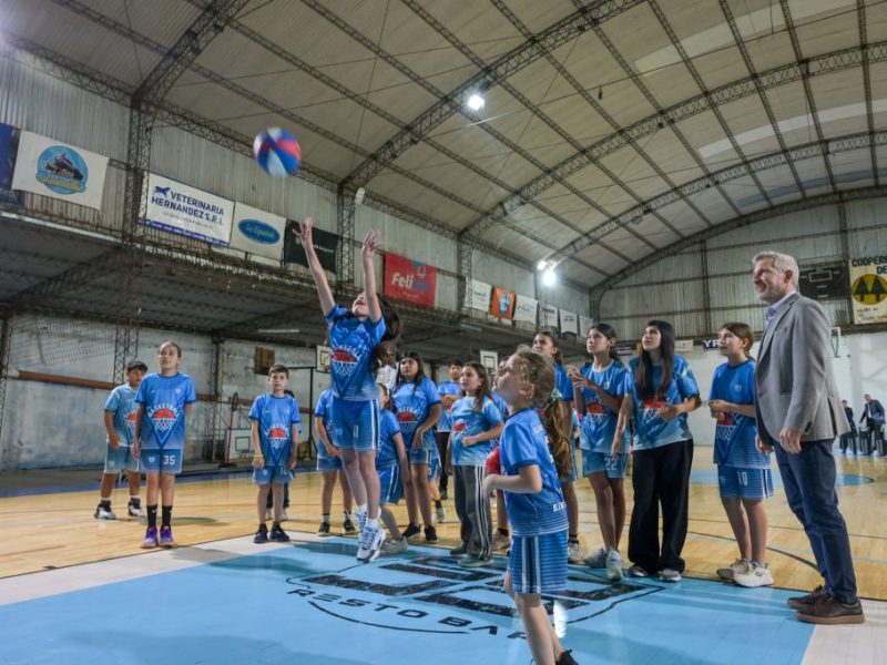Feliciano: inauguraron obras en el Juventud Football Club y entregaron luminarias a instituciones deportivas