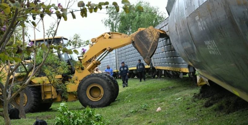 Santa Fe: descarrilaron dos vagones de un tren en barrio Candioti Norte