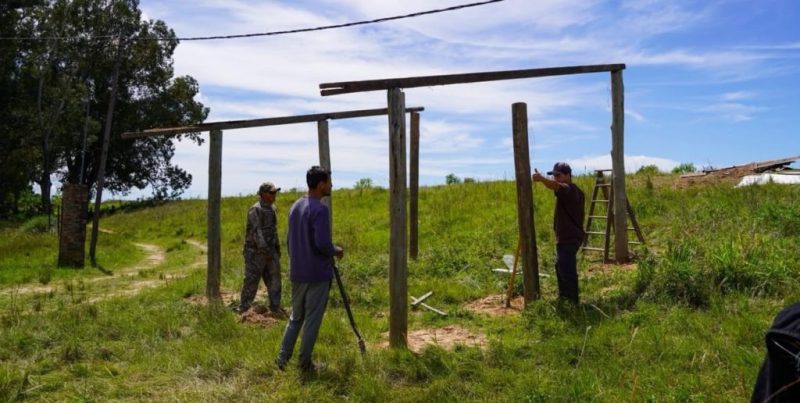 Creció el río en Colastiné Norte: familias se autoevacuaron y exigen agua potable y baños químicos