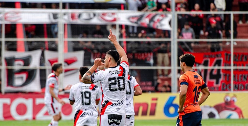 Buscando la permanencia, Patronato visita al puntero Tristán Suárez