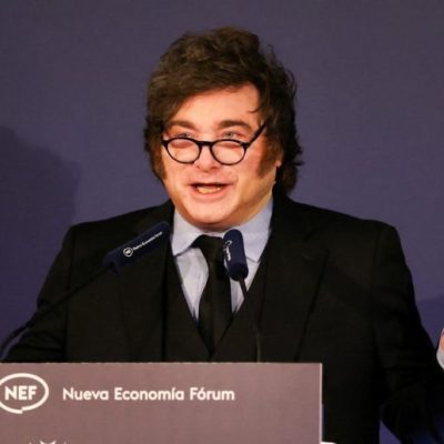 Javier Milei tildó de dictador a Pedro Sánchez en Madrid y llamó a los españoles a no abandonar la política