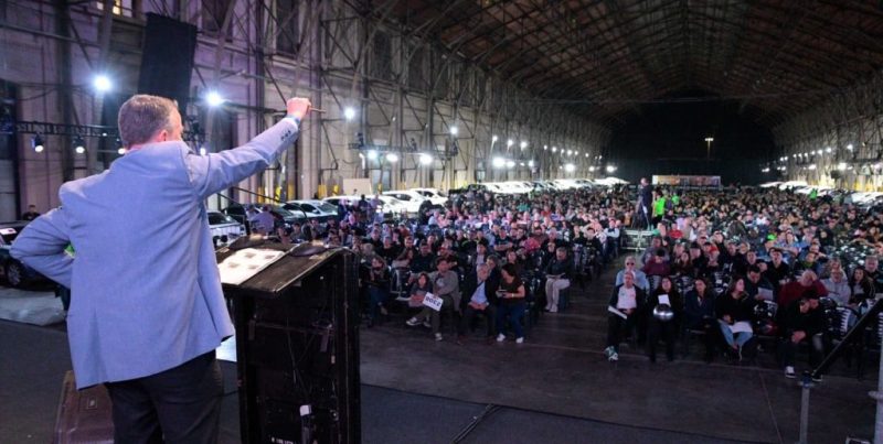 Subasta récord en Santa Fe: más de 4 mil personas participaron del evento en medio de la crisis económica