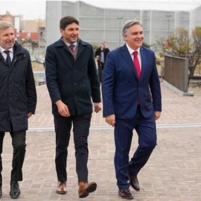 Maximiliano Pullaro se reúne con Rogelio Frigerio y Martín Llaryora en Paraná