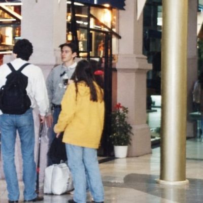 Fotos inéditas del histórico shopping Plaza Ritz de Santa Fe: cómo instalaron la escalera mecánica